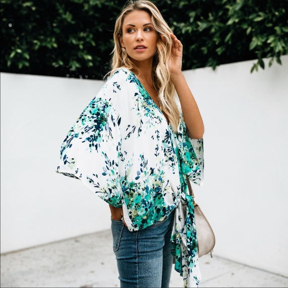{Last One} Floral Print Kimono Blouse - Picture 3 of 5